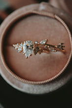 Load image into Gallery viewer, Elsie 2PC Champagne Gold Ring Set