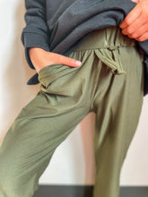 Load image into Gallery viewer, Kid's | Olive Bizzy Butter Drawstring Joggers