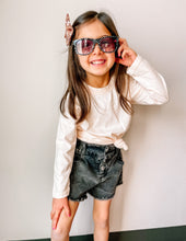 Load image into Gallery viewer, Vintage Like Vinyl PEACH BLOSSOM | Kids Mineral Wash Boyfriend Tee