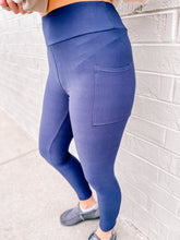 Load image into Gallery viewer, Butter Leggings w/ Pocket | Women's