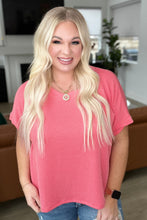 Load image into Gallery viewer, Textured Line Twisted Short Sleeve Top in Coral