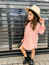 Load image into Gallery viewer, Vintage Like Vinyl MAUVE PINK | Kids Mineral Wash Boyfriend Tee