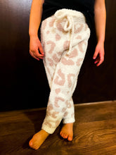 Load image into Gallery viewer, Girls | Chenille Cheetah Joggers