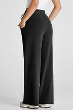 Load image into Gallery viewer, Black Seamed Drawstring Sweatpants
