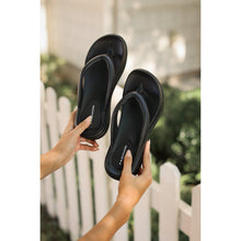 Load image into Gallery viewer, PreOrder | Wedge Flip Flop

