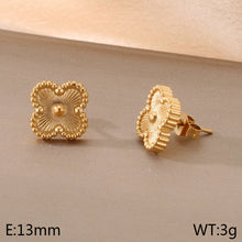 Load image into Gallery viewer, Enchanted Fleur Clover Earrings
