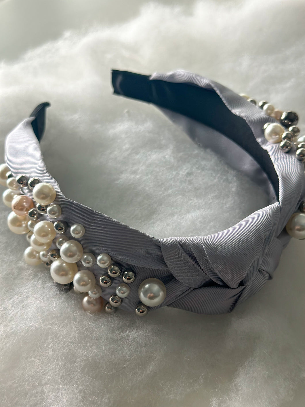Piper Pearl Knot Headband 
