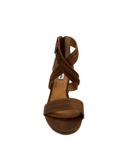 Load image into Gallery viewer, Qila Heeled Sandal in Tan

