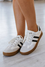 Load image into Gallery viewer, White Striped Lace Up Sneakers
