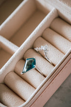 Load image into Gallery viewer, Samara 2PC Blue Crystal Ring Set
