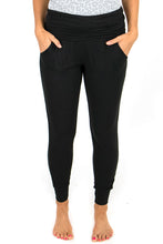 Load image into Gallery viewer, Black Pocket High Waisted Leggings
