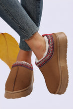 Load image into Gallery viewer, Chestnut Suede Round Toe Plush Lined Flats
