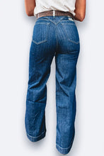 Load image into Gallery viewer, Stitched Waist Jeans
