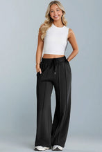 Load image into Gallery viewer, Black Seamed Drawstring Sweatpants
