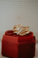 Load image into Gallery viewer, Helia 3PC Gold Ring
