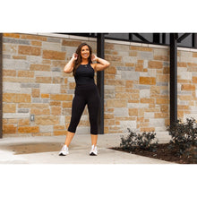 Load image into Gallery viewer, Ready to Ship | Black CAPRI with POCKETS  - Luxe Leggings by Julia Rose®
