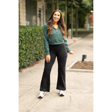 Load image into Gallery viewer, Julia Rose Charlotte Fleece Bootcut Leggings with pockets and high waistband. Buttery soft fleece bootcut leggings for women by Julia Rose.
