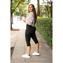 Load image into Gallery viewer, Julia Rose The Lillian sculpting crossover capri leggings high-waisted women’s capris

