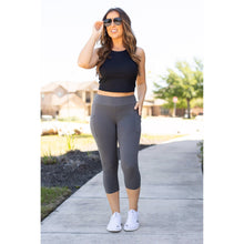 Load image into Gallery viewer, Julia Rose The Dani charcoal capri leggings with pockets, Women wearing charcoal capri pocket leggings
