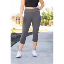 Load image into Gallery viewer, Julia Rose The Dani charcoal capri leggings with pockets, Women wearing charcoal capri pocket leggings
