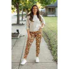 Load image into Gallery viewer, PreOrder |  The Autumn - Fall Leaves Leggings
