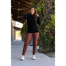 Load image into Gallery viewer, Julia Rose houndstooth full-length leggings, Women wearing houndstooth leggings high waisted
