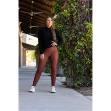 Load image into Gallery viewer, Julia Rose houndstooth full-length leggings, Women wearing houndstooth leggings high waisted
