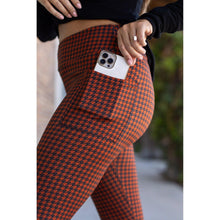 Load image into Gallery viewer, Julia Rose houndstooth full-length leggings, Women wearing houndstooth leggings high waisted
