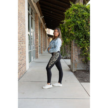 Load image into Gallery viewer, Stylish leopard print panel leggings for everyday wear
