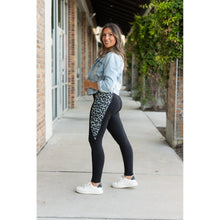 Load image into Gallery viewer, Snow leopard panel detail on  Buttery soft leopard panel leggings for women by Julia Rose
