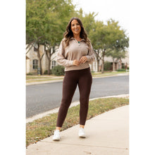 Load image into Gallery viewer, PreOrder  | The Belle - Brown FLEECE Full Length Leggings with Pockets*
