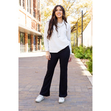 Load image into Gallery viewer, Ready to Ship | The Liz - Crossover 30"  Bootcut Leggings with Pockets
