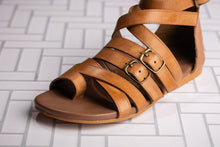Load image into Gallery viewer, Blair Sandals in Tan
