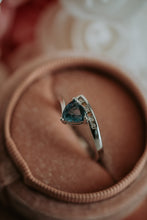 Load image into Gallery viewer, Court Triangle Tourmaline Gem Sterling Silver Ring
