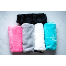 Load image into Gallery viewer, *Ready to Ship  | Wash the Day Away- Makeup Remover Cloths
