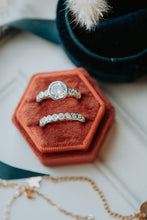 Load image into Gallery viewer, Luminous Grace 2PC Silver Ring Set
