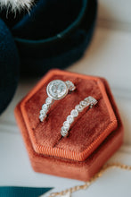 Load image into Gallery viewer, Luminous Grace 2PC Silver Ring Set
