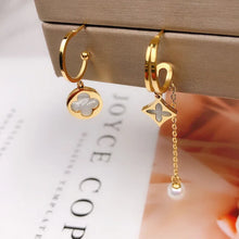 Load image into Gallery viewer, Dorothy Four-Leaf Clover Studs Gold Earrings
