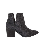 Load image into Gallery viewer, Fiera Booties in Black - Rural Haze
