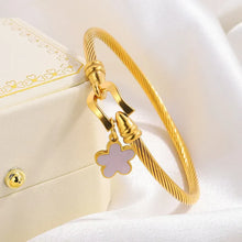 Load image into Gallery viewer, Hannah Flower Gold Bangle
