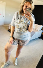 Load image into Gallery viewer, Leopard Stars Distressed Tee
