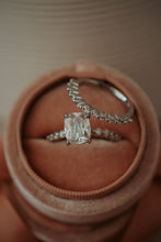 Load image into Gallery viewer, Cerise Cushion Cut Silver Ring Set
