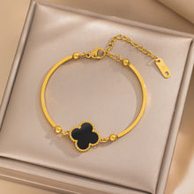 Load image into Gallery viewer, Luxe Clover Charm Bracelet
