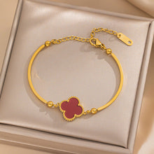Load image into Gallery viewer, Luxe Clover Charm Bracelet

