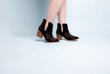 Load image into Gallery viewer, Journee Western Suede Ankle Boots
