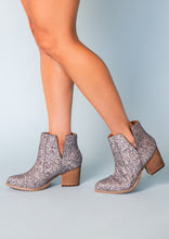 Load image into Gallery viewer, Fiera Booties in Pewter - Rural Haze
