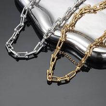 Load image into Gallery viewer, Kale Buckle Necklace
