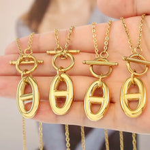 Load image into Gallery viewer, Alina Toggle Gold Necklace
