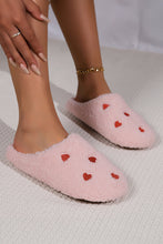 Load image into Gallery viewer, Heart Slippers
