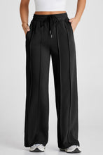 Load image into Gallery viewer, Black Seamed Drawstring Sweatpants
